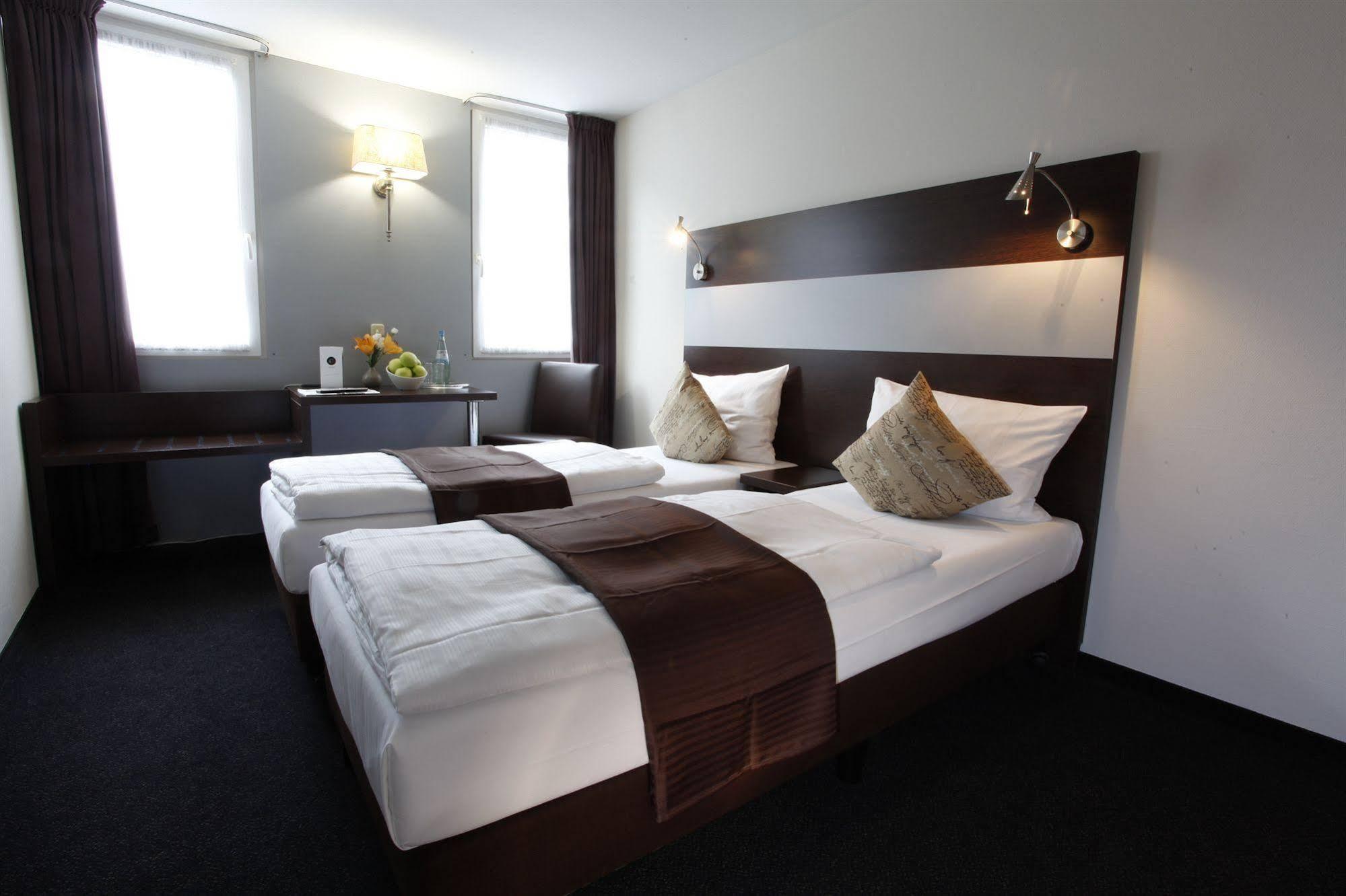 קלן Centro Hotel Ayun מראה חיצוני תמונה