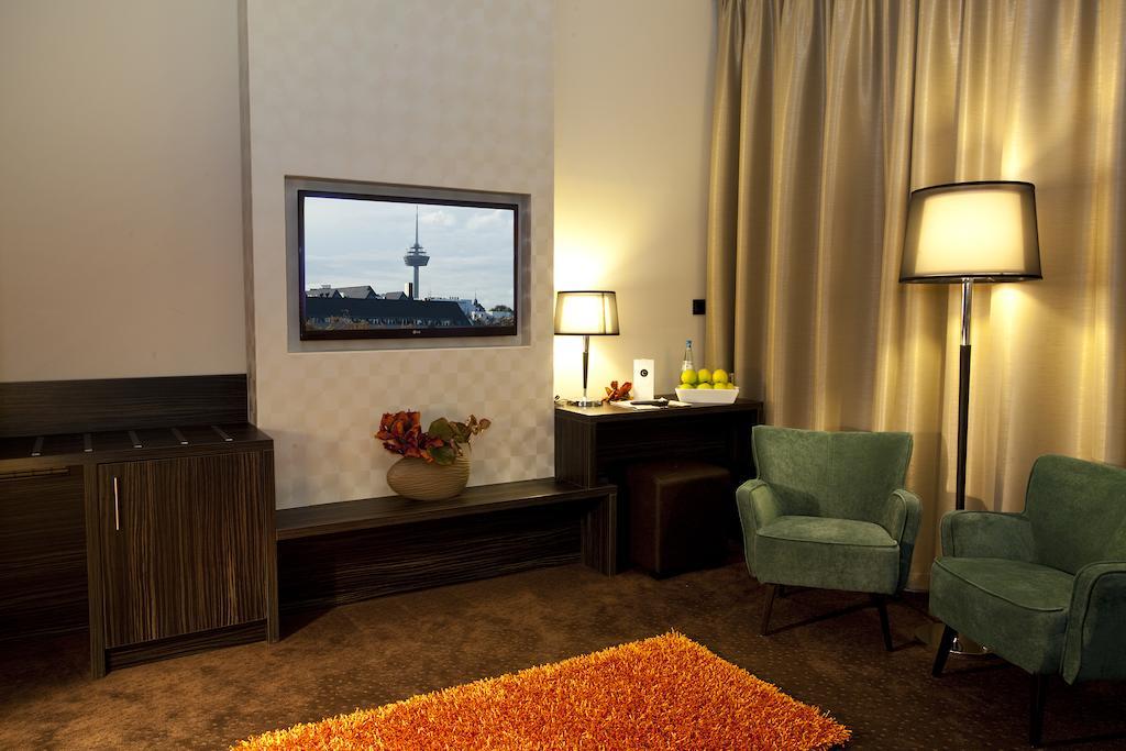קלן Centro Hotel Ayun מראה חיצוני תמונה