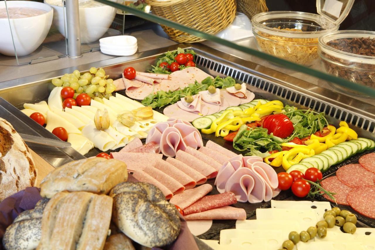 קלן Centro Hotel Ayun מראה חיצוני תמונה